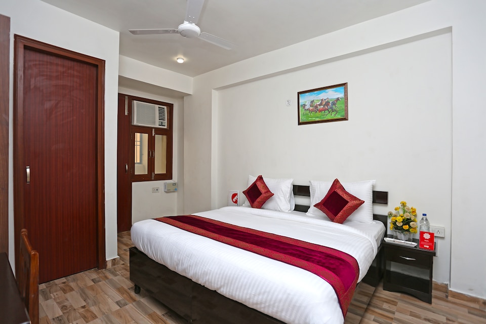 OYO 14337 बेहतर इच्छा रेजीडेंसी, Airport-Dwarka Delhi, दिल्ली