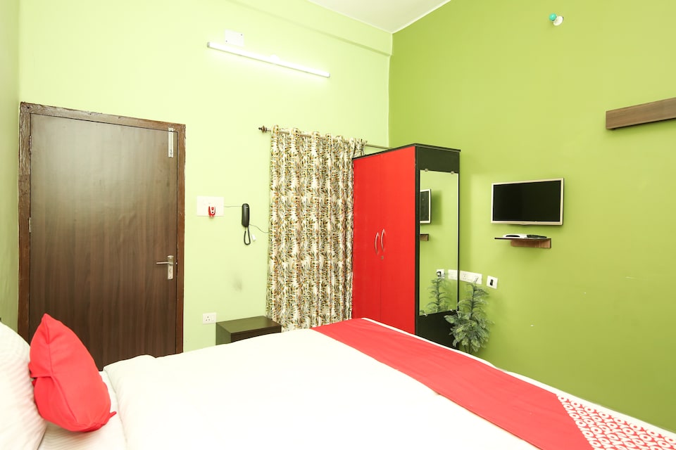 OYO 14343 CMS Guest House, Salt Lake Kolkata, Kolkata