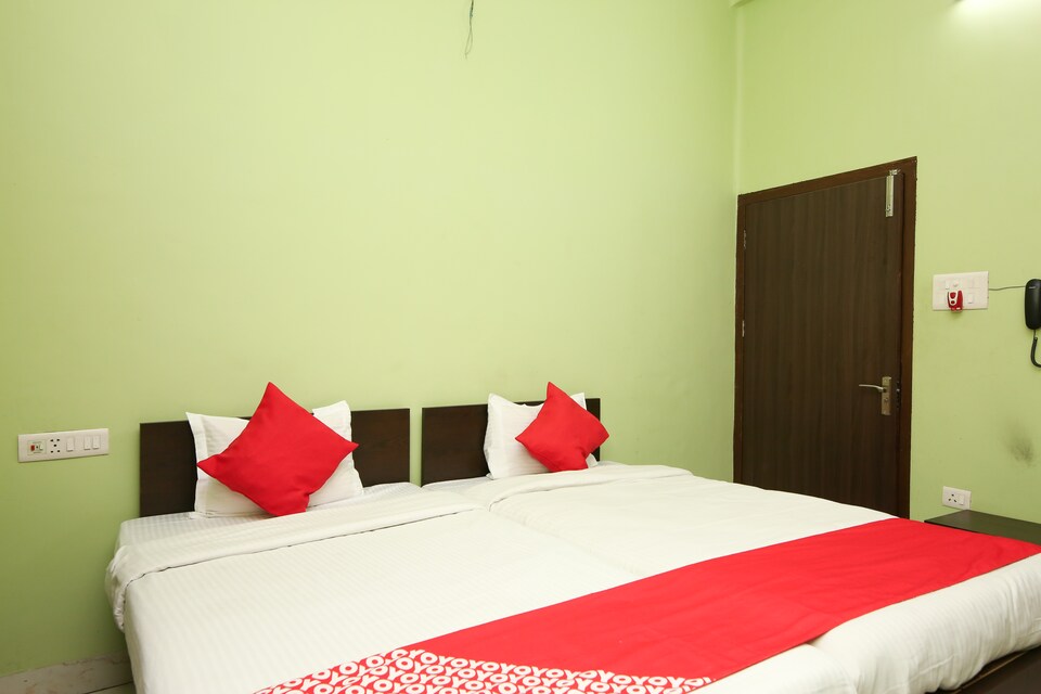OYO 14343 CMS Guest House, Salt Lake Kolkata, Kolkata