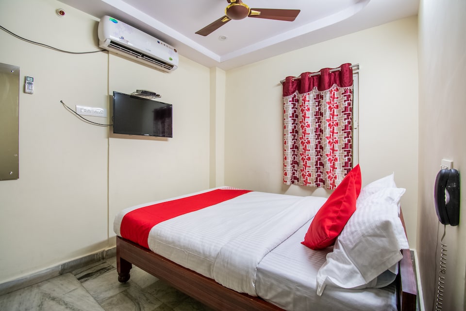 OYO 14351 Rite Komfort, Gajuwaka Visakhapatnam-II, Visakhapatnam