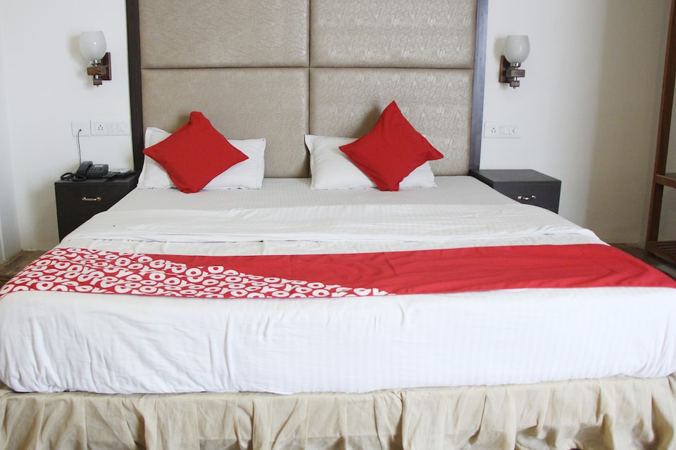OYO 14353 Hotel Roxas, Sikar Road Jaipur, Jaipur