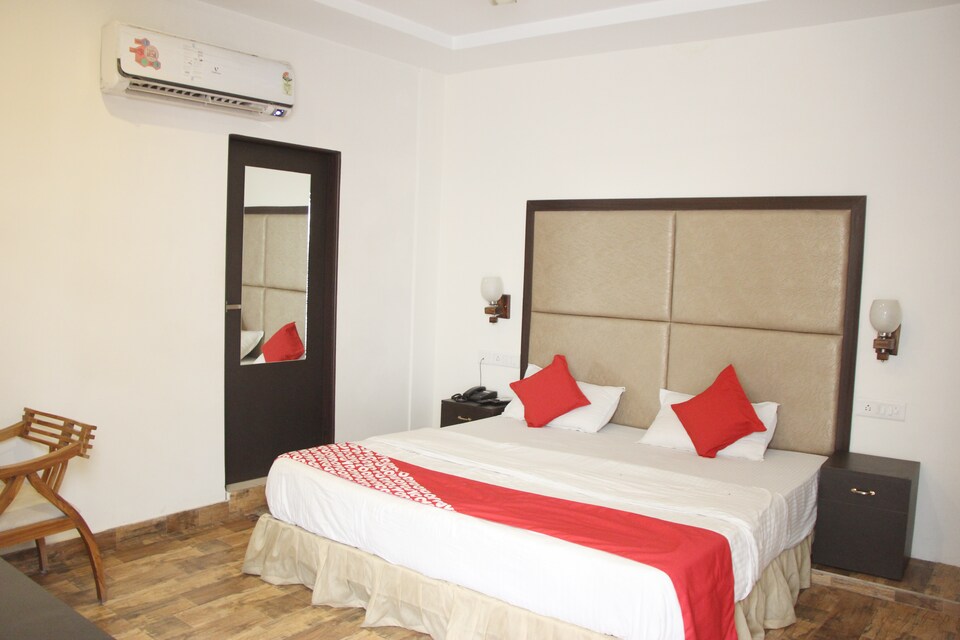 OYO 14353 Hotel Roxas, Sikar Road Jaipur, Jaipur