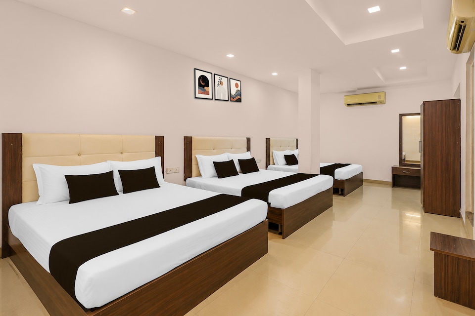 Hotel O Ambuja City Centre Mall Formerly Amar Marriage Palace, Pandri Road, Raipur
