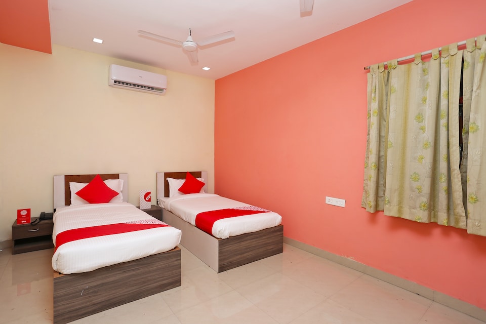 Hotel O Ambuja City Centre Mall Formerly Amar Marriage Palace, Pandri Road, Raipur