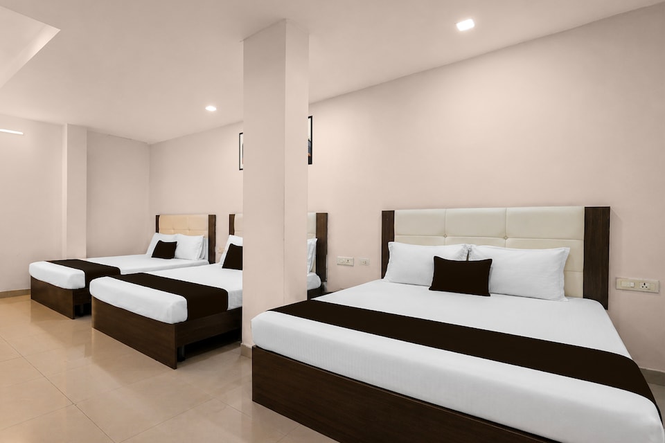 Hotel O Ambuja City Centre Mall Formerly Amar Marriage Palace, Pandri Road, Raipur