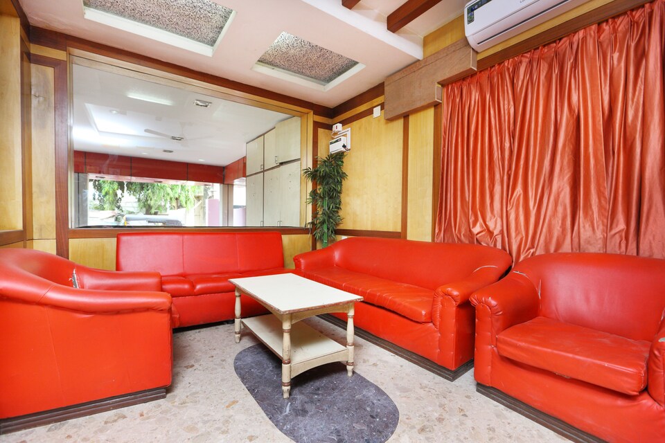 OYO Dreams Manor Near Sangam Cinemas, Central Chennai, Chennai