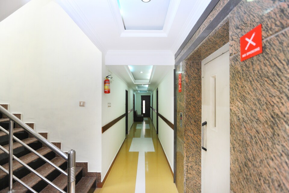 OYO Dreams Manor Near Sangam Cinemas, Central Chennai, Chennai