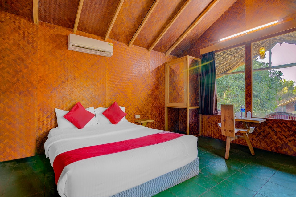 OYO 14372 Varty's Hillside Huts, Candolim Goa, Goa