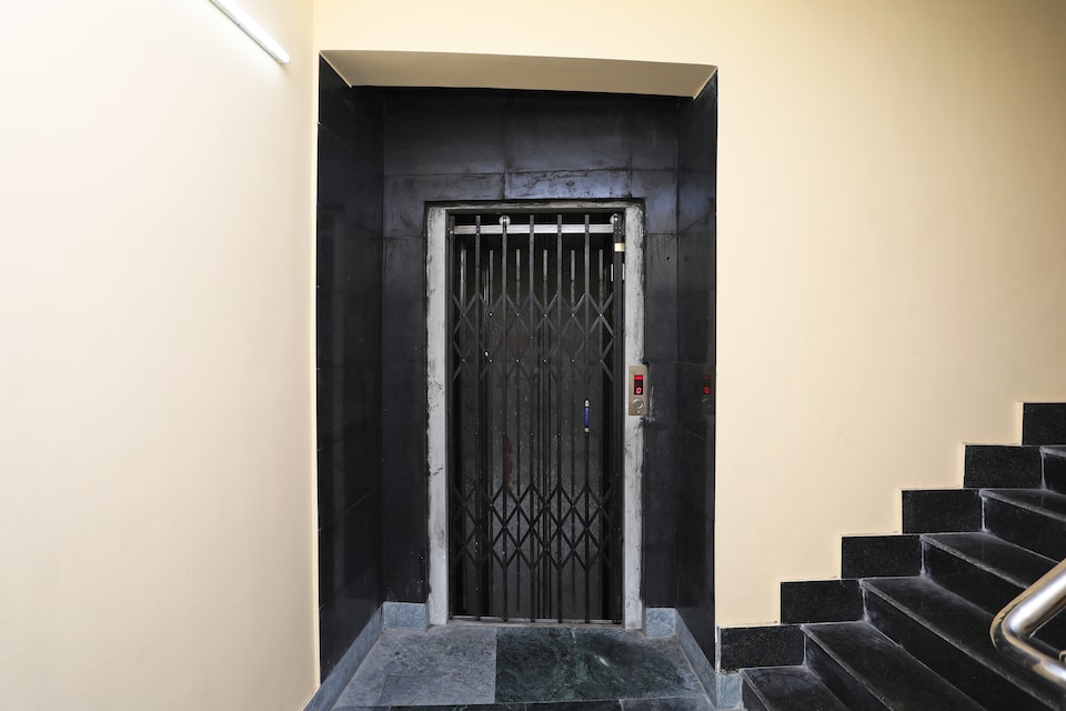 Flagship Shubham Guest House & Banquets Near Taratala Metro Station, Behala Kolkata, Kolkata
