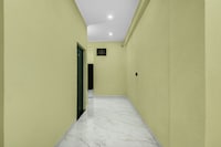 OYO 844744 Hotel Lavya Inn