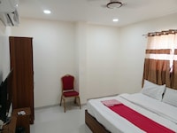 Hotel O Aura