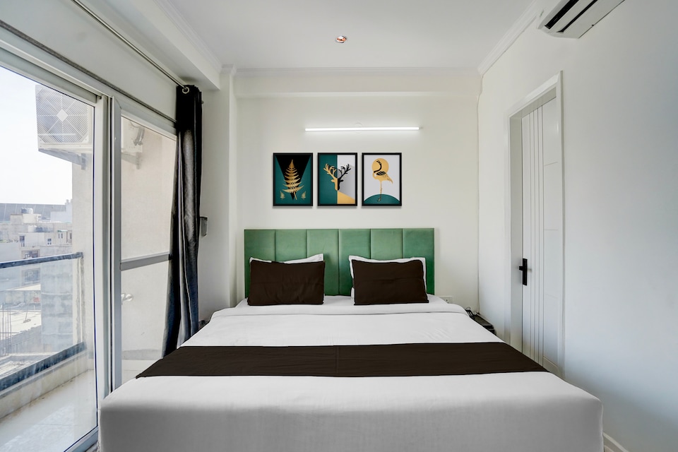 Hotel O SAROOP TOWER , Dwarka Delhi, Delhi
