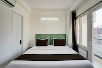 Hotel O SAROOP TOWER 
