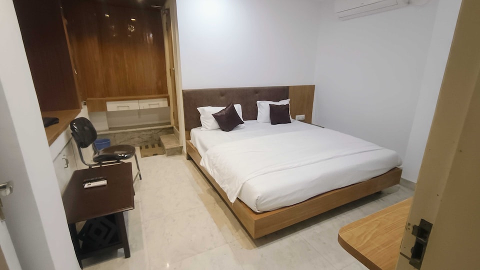 Hotel O Peace Inn, New Market Bhopal, Bhopal