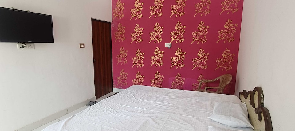 Hotel O Mahadev Stay And Lawn, SGPGI Lucknow, Lucknow