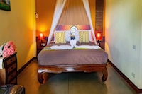 Palette Luxe Elephant Camp Maerim