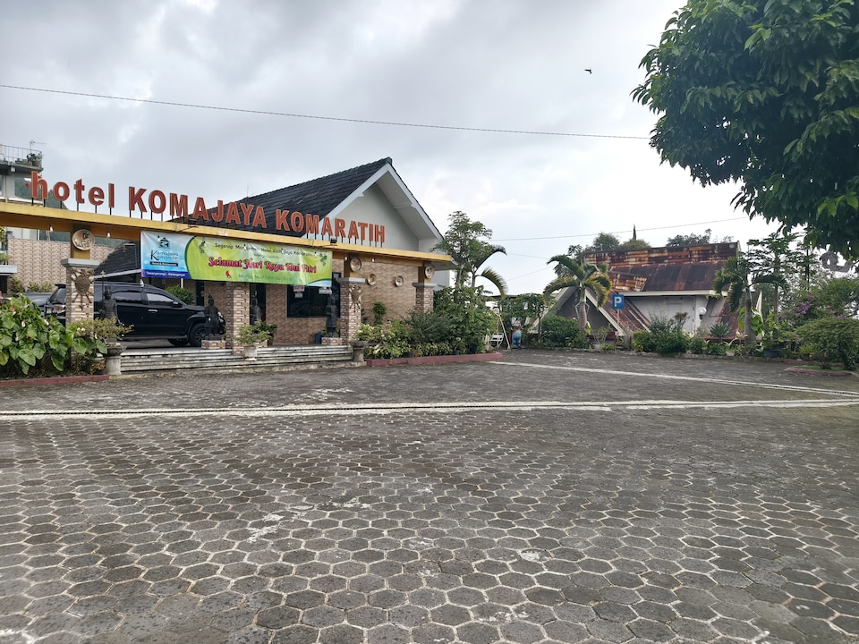 Hotel O near Tawangmangu Wonder Park formerly Komajaya Komaratih, Tawangmangu, Karanganyar