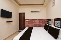 Collection O Sector 5 Ghaziabad Formerly Five Seas 