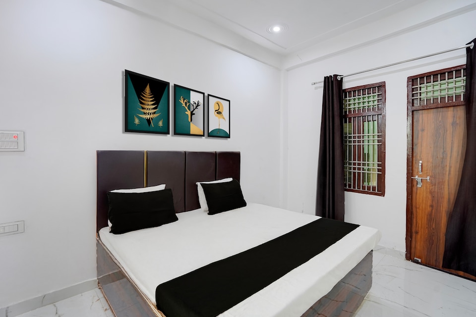 SPOT ON SS PALACE, Etawah, Etawah
