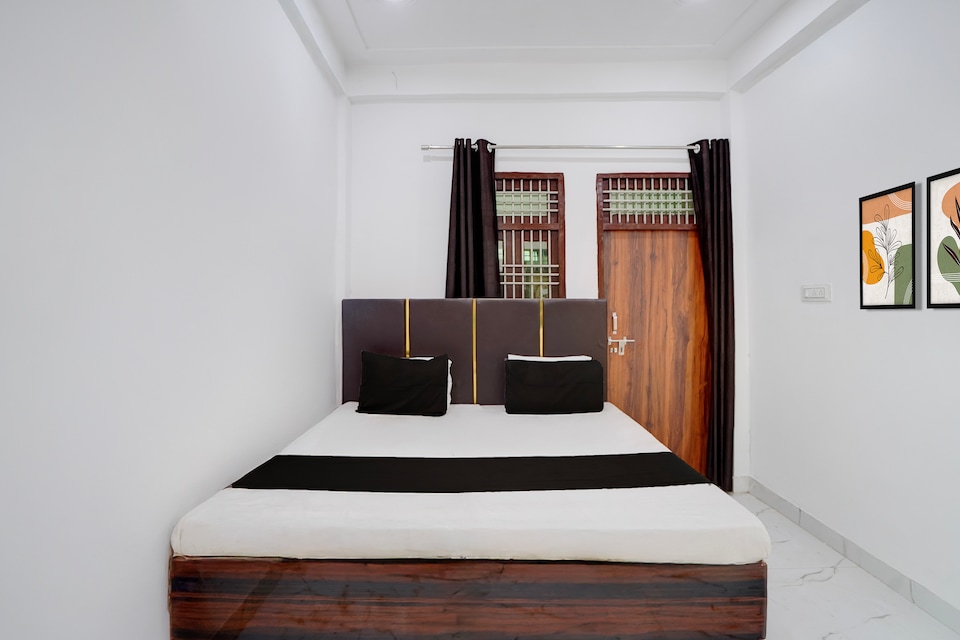 SPOT ON SS PALACE, Etawah, Etawah