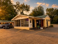 Sunrise Inn Cordele GA Near I 75