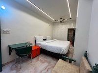 Hotel O Royal Residency 