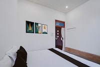Hotel O VM Residency 