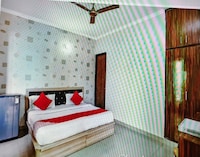 Hotel O Royal Plaza