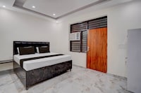 Hotel O Royal Plaza