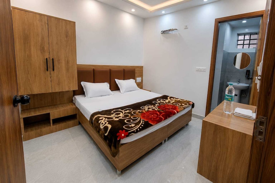 SPOT ON BHAVYA INN, Puranpur, Puranpur