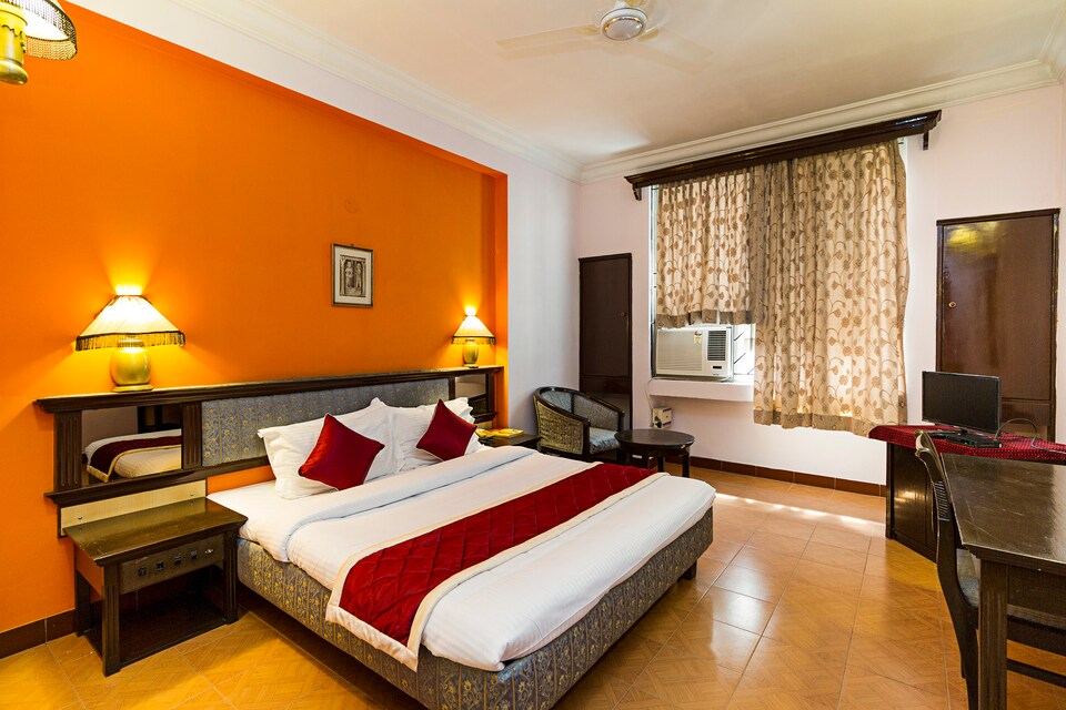 OYO Rooms 049 Jayanagar South End Metro, Manyata Bangalore, Bangalore