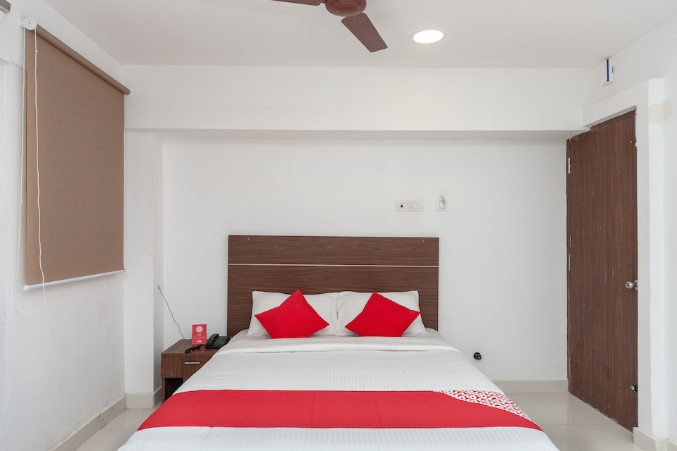 OYO Flagship 14396 Tambaram Railway Station, Tambaram Chennai, Chennai