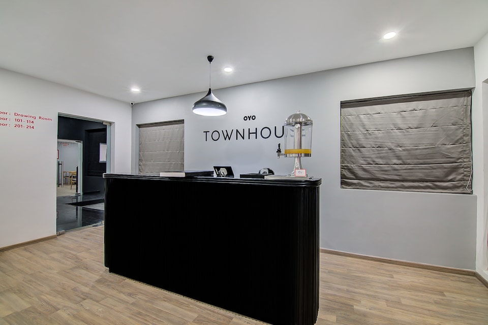 OYO Townhouse 043 Anna Nagar, Anna Nagar Chennai, Chennai