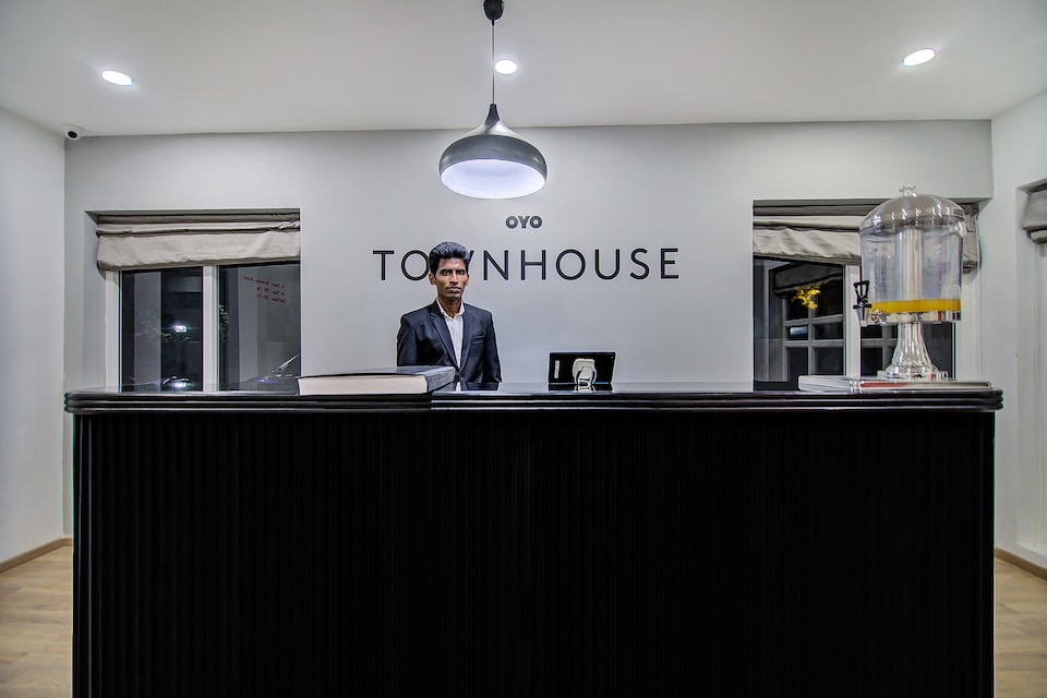 OYO Townhouse 043 Anna Nagar, Anna Nagar Chennai, Chennai