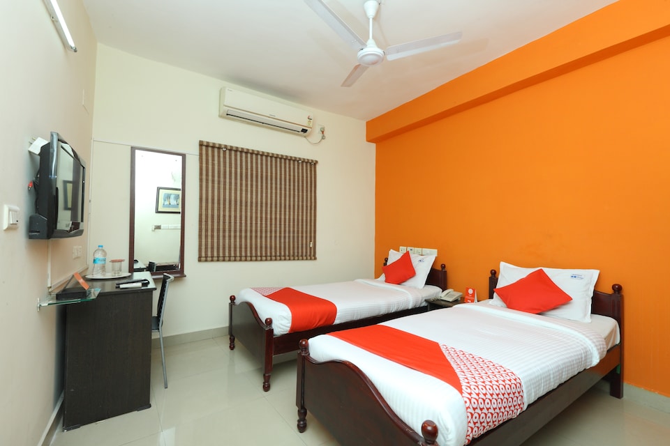 OYO 14404 Guindy Chennai Stays, Guindy Chennai, Chennai