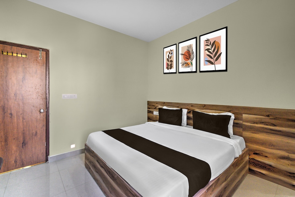 Hotel O GK Grand, LB Nagar-Uppal, Hyderabad
