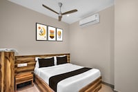 Hotel O GK Grand