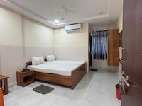 Hotel O GK Grand
