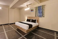 Hotel O GK Grand