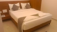 HOTEL O VARAHI GRAND 