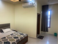 SPOT ON RS RETREAT HOTEL