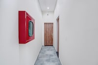 OYO 844844 Hotel royal Inn