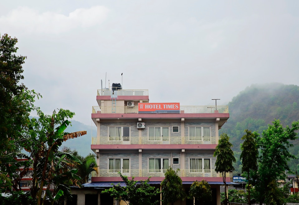 OYO 138 Hotel Times, Pokhara, Pokhara