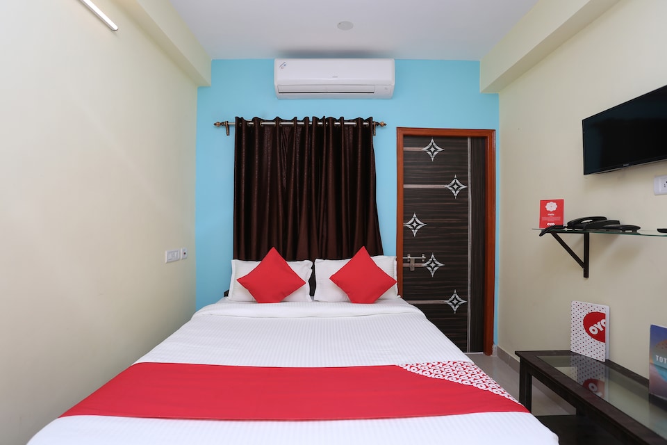 OYO 14429 Ritika Guest House, VIP Road Kolkata, Kolkata