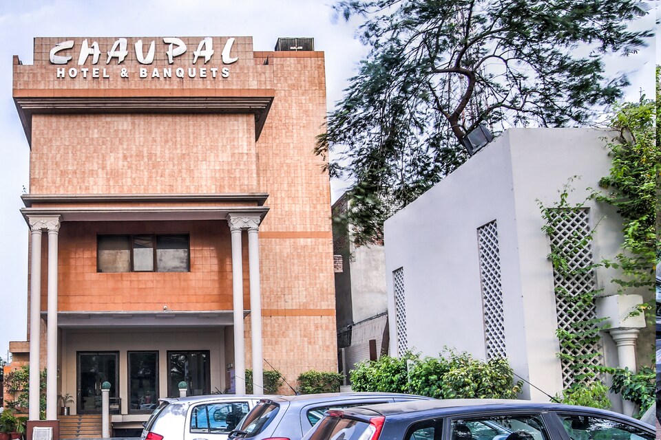 Collection O 14443 Chaupal, Old Gurgaon, Gurgaon