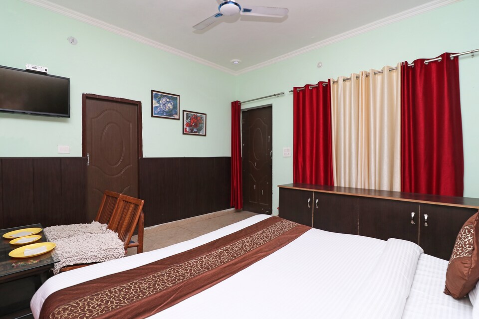 OYO Home 14456 Cozy Studio, Picture palace Mussoorie, Mussoorie