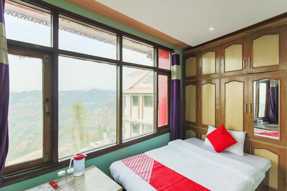OYO Hotel Vijay, Sanjauli, Shimla