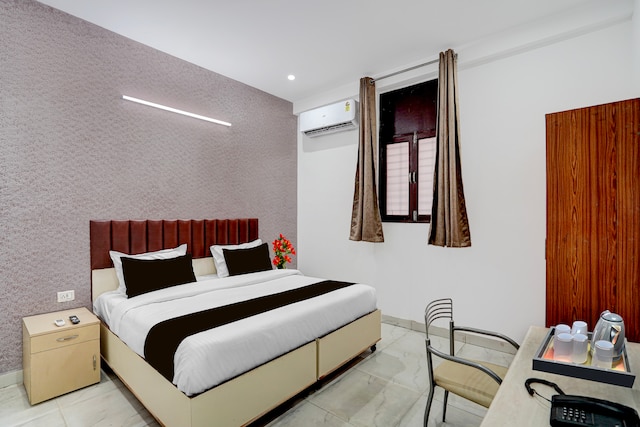 Super Townhouse Sector 13 Gurgaon