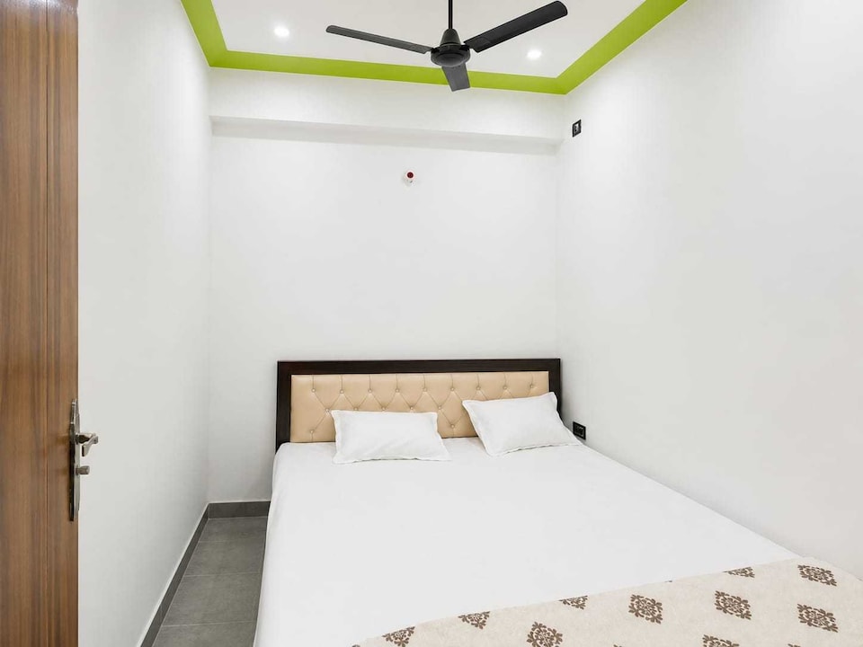 SPOT ON Mishra Home Stay, Shankargarh, Shankargarh
