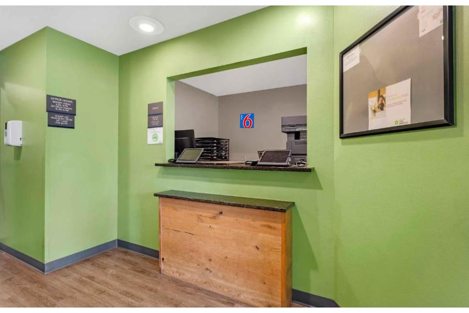 Motel 6 Suites Fort Myers FL, Fort Myers Central, Fort Myers FL